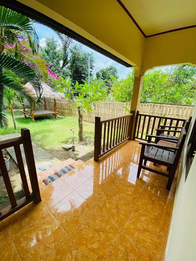 Puring Bungalows Gili Air Exteriör bild