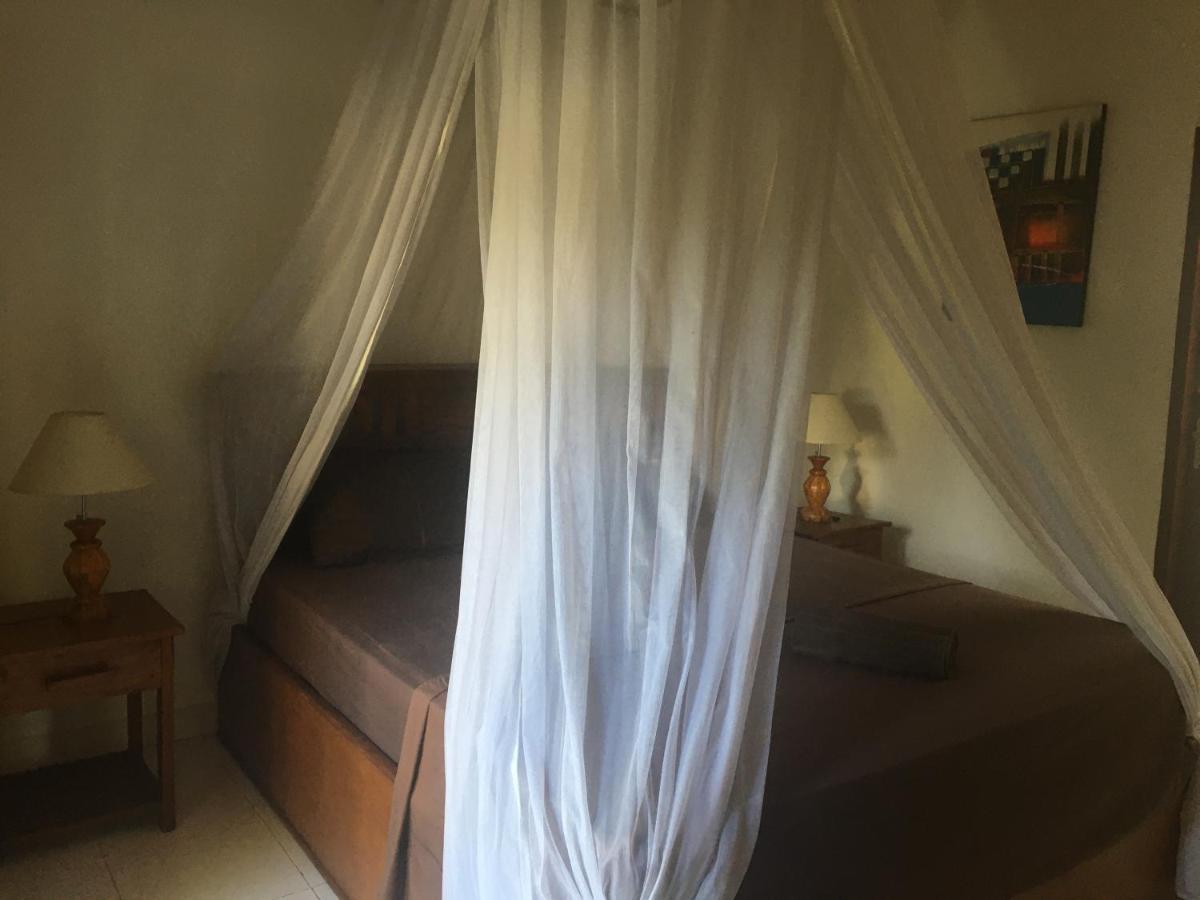 Puring Bungalows Gili Air Exteriör bild